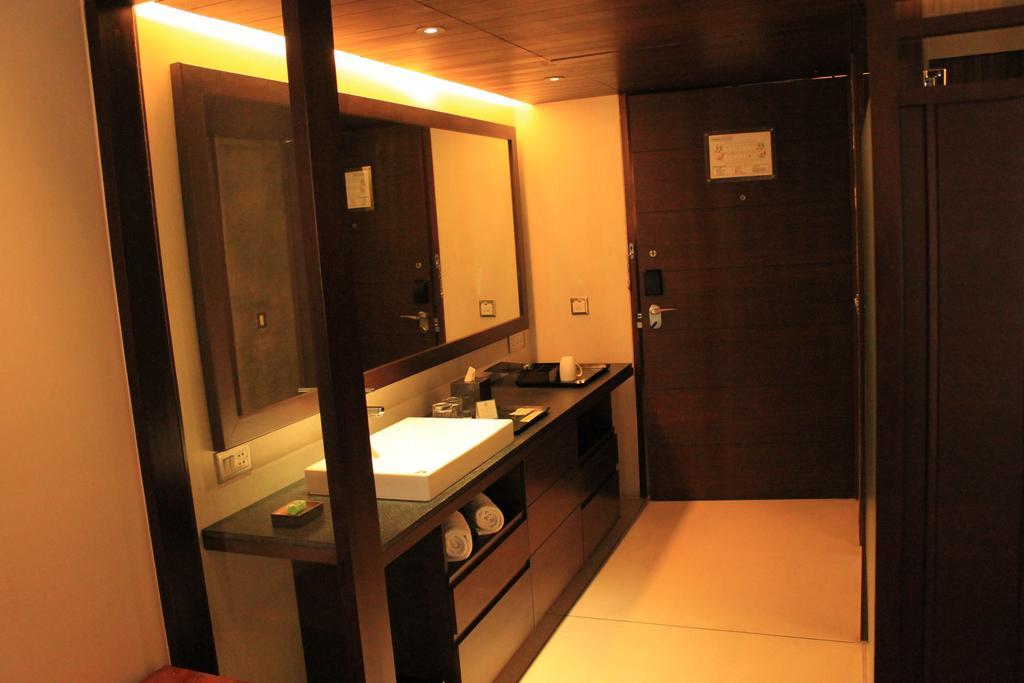 Holiday Inn & Suites Bengaluru Whitefield Εξωτερικό φωτογραφία